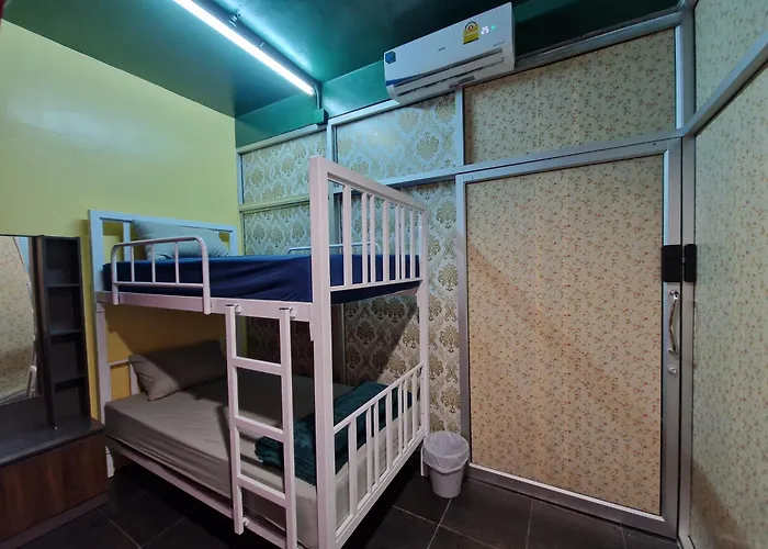 Bonanza Patong Beach II Red Room