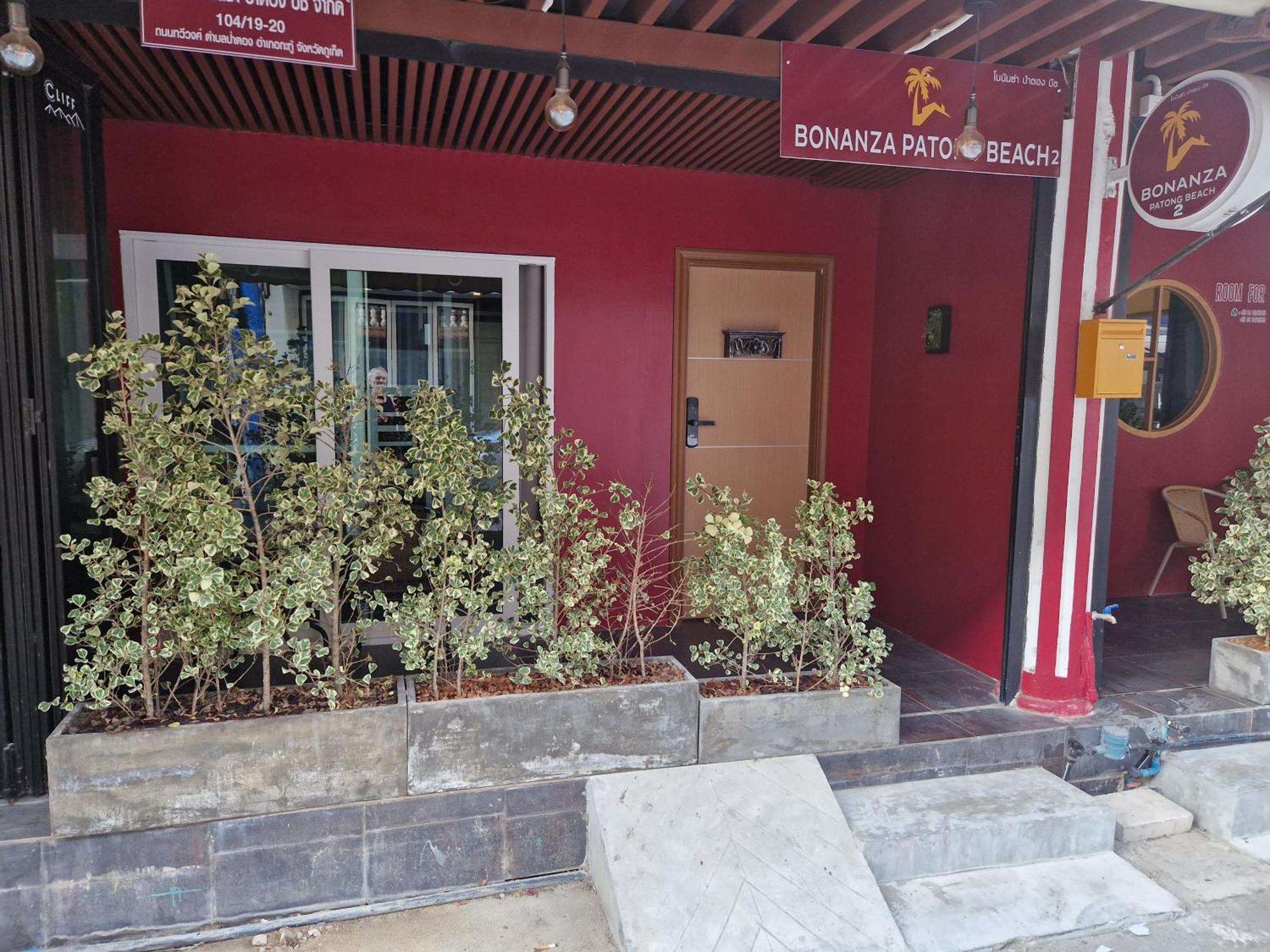 Apartamento Bonanza Ii Red Patong